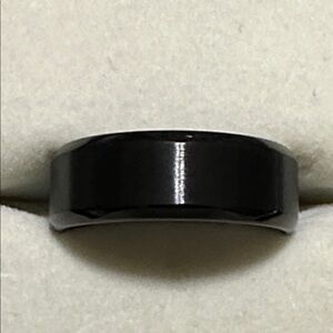 Black Polished Beveled Edge Brushed Finish Band Ring Unisex NEW